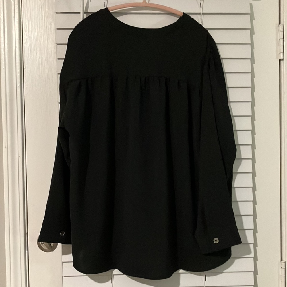 Button Down Top - Picture 7 of 7